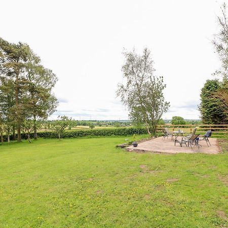 Fields Farm Villa Draycott in the Moors Bagian luar foto