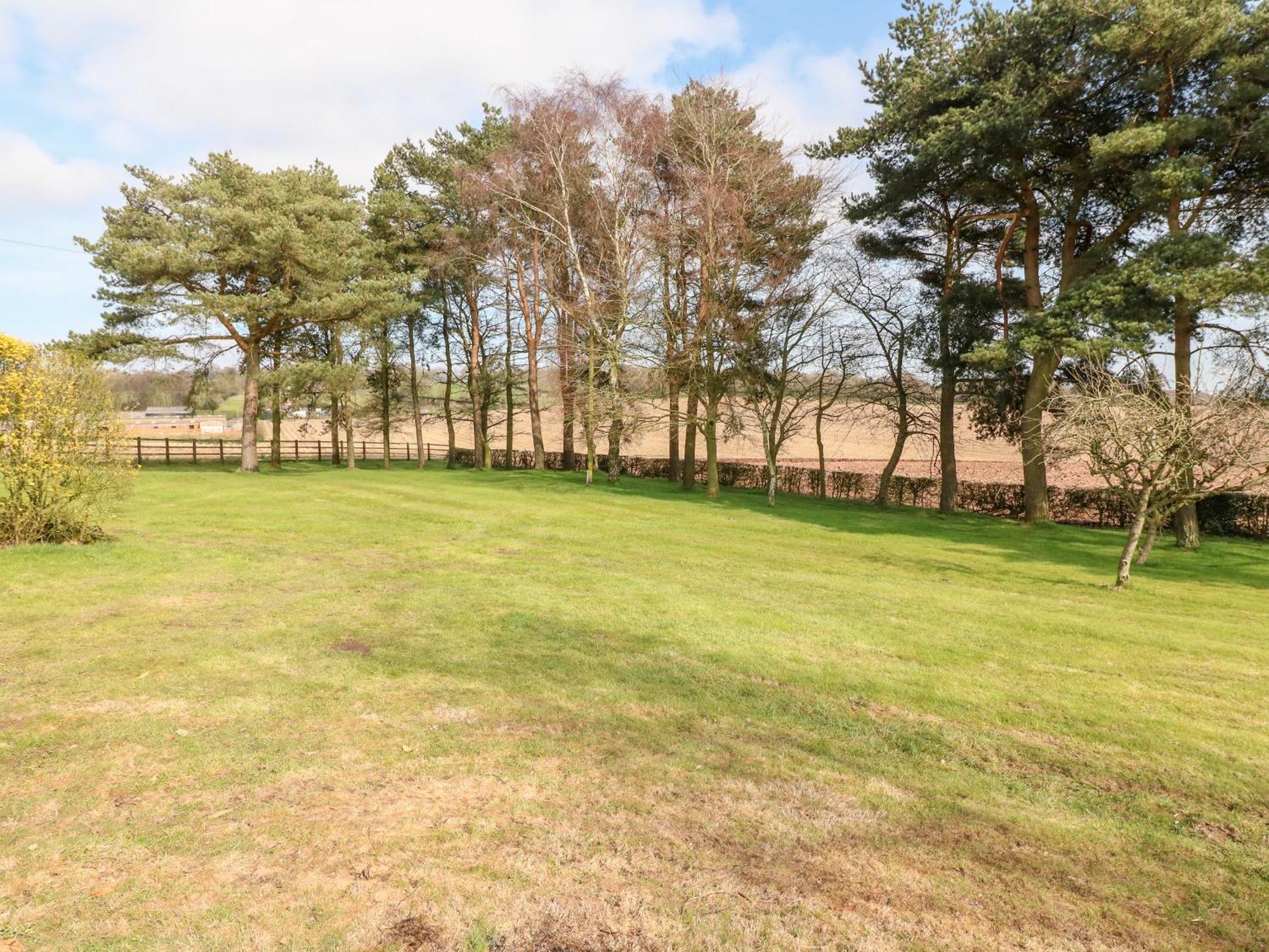 Fields Farm Villa Draycott in the Moors Bagian luar foto